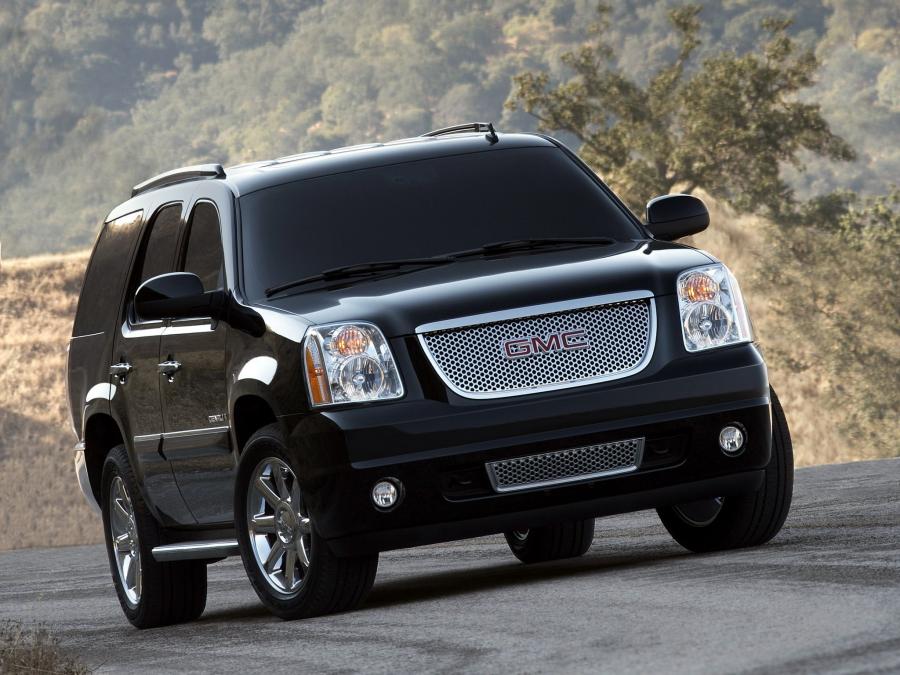  GMC Yukon Denali 2006 года  (фото 12 из 22)